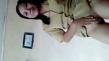 فرم گدا کے ساتھ خوبصورت Nicolette کی محبت realit بادشاہوں