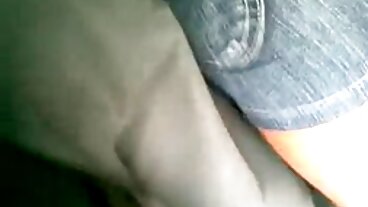 مساج گندگی کے ساتھ خوبصورت نکالنے